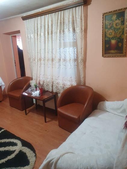 Casă cu 3 camere în Galata