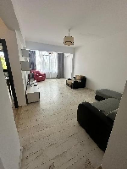 Apartament cu 2 camere semidecomandat în Fundeni