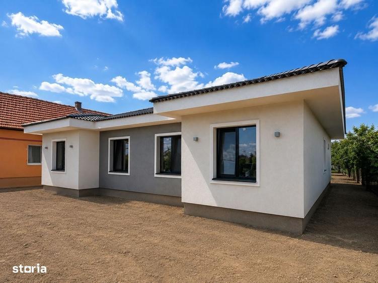Casa pe parter in Albina | 74 mp utili - teren 334 mp | 125.000 - 3