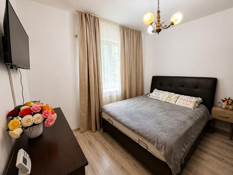 Apartament cu 2 camere decomandat în Metalurgiei