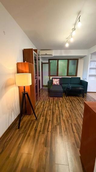 Apartament cu 2 camere semidecomandat în Dristor