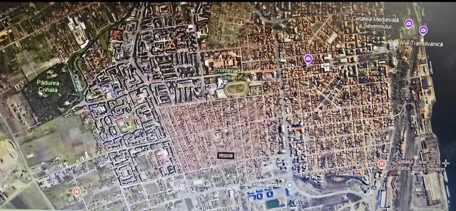 Teren de 613 mp, în Central