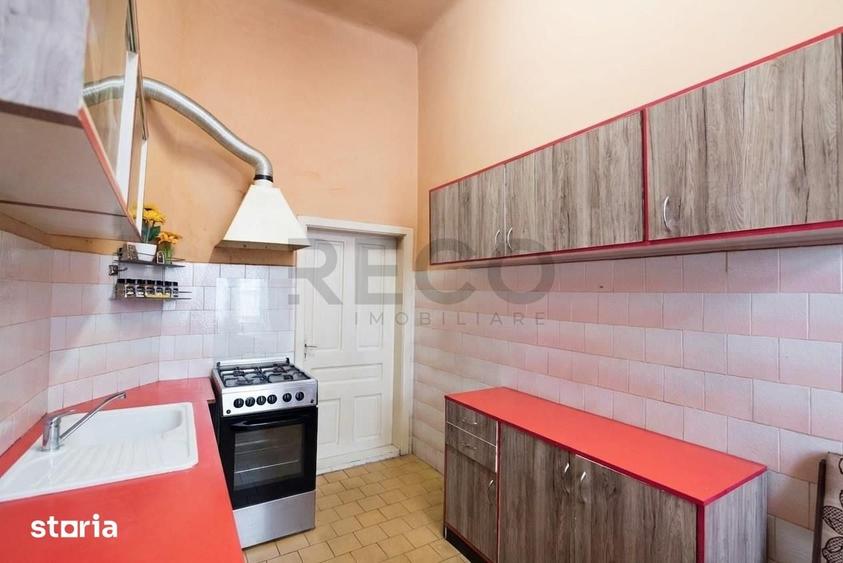 Casă cu 3 camere cu Teren 300 Mp în Central