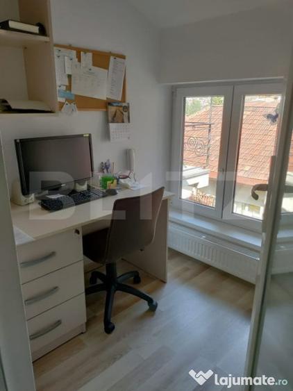 Spațiu comercial, de 300 mp, în Gruia