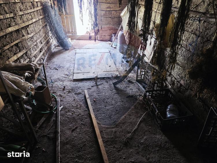 Casă cu 2 camere cu Teren 555 Mp în Ungureni