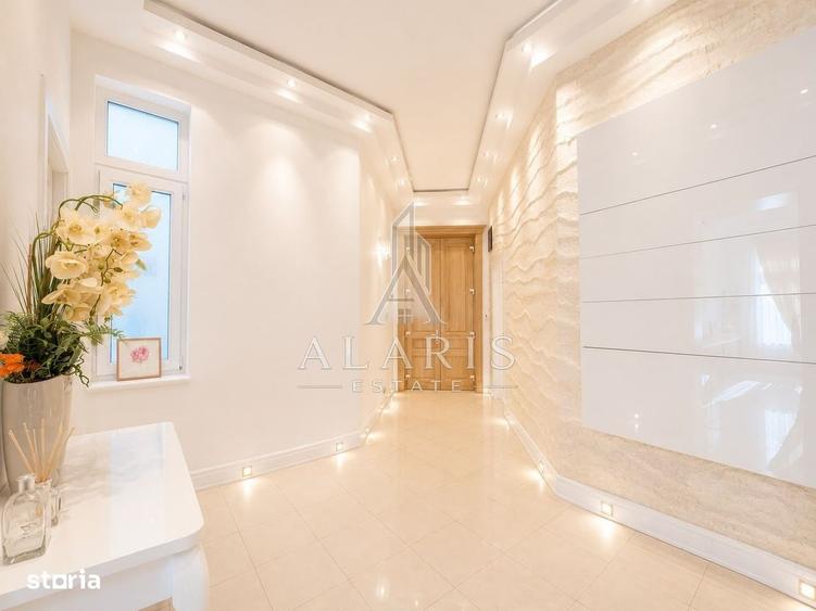 Apartament cu 3 camere în Traian