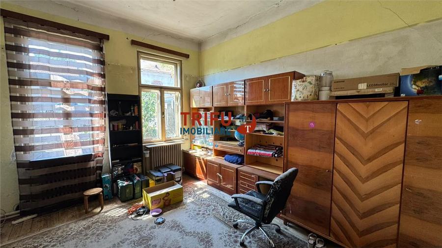 Casă de vânzare cu teren de 600 mp în centrul municipiului Alba I - 2