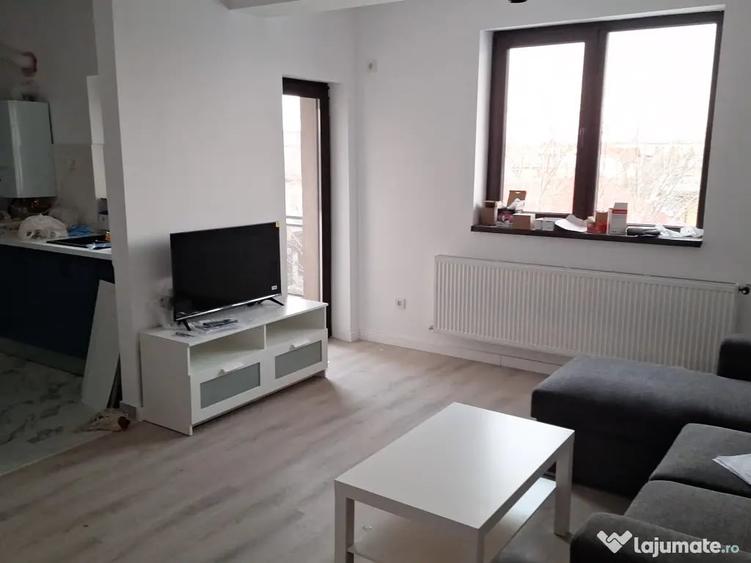 PROPRIETAR,INCHIRIEZ APARTAMENT 2CAMERE,OTOPENI-ODAI - 1