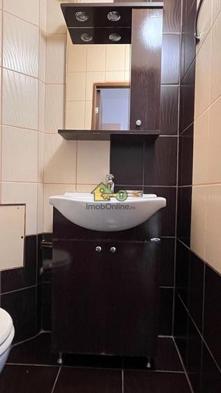 Apartament cu 3 camere, mobilat în Aradului