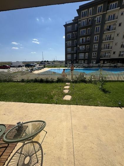 Spațiu comercial, de 70 mp, în Ștefăneștii de Jos