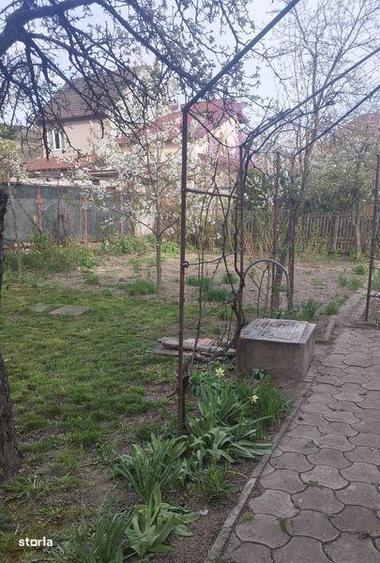 Casă cu 3 camere cu Teren 72 Mp în Central