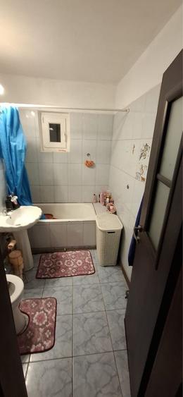 Apartament cu 3 camere decomandat în Gării