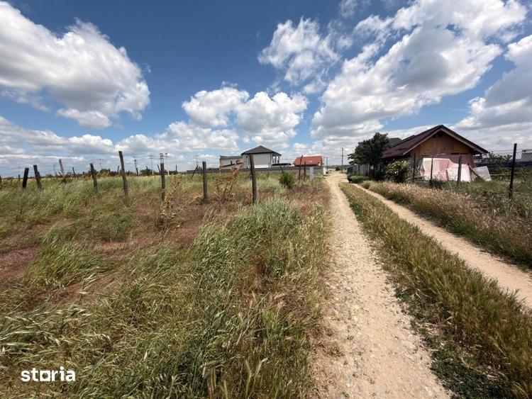Teren de 670 mp, în Șimnicu de Sus
