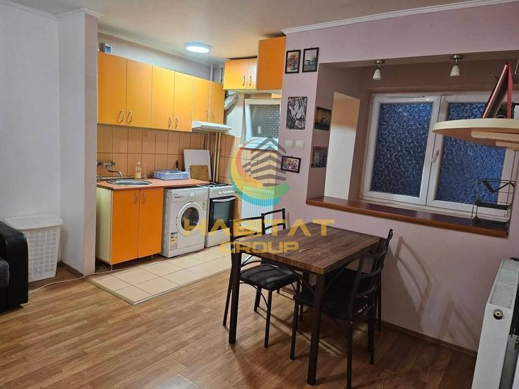 Apartament cu 2 camere semidecomandat, mobilat în Apărătorii Patriei