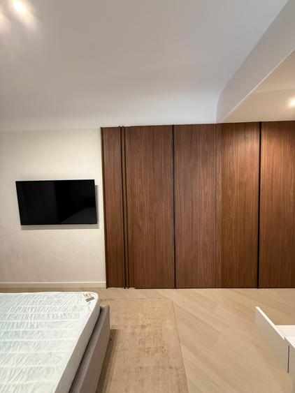 Apartament cu 3 camere decomandat în Pipera