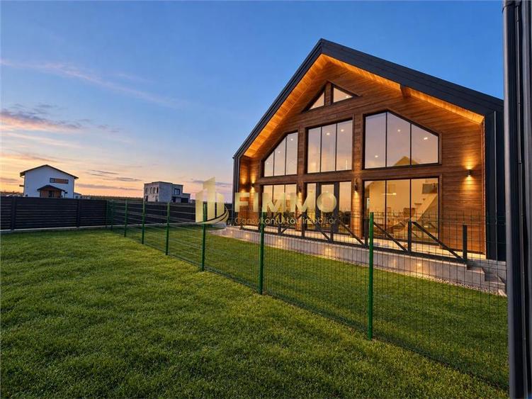 Casă individuală cu 4 camere cu Teren 450 Mp în Periferie