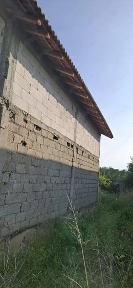 Casă cu 6 camere cu Teren 1200 Mp în Mărăcineanu