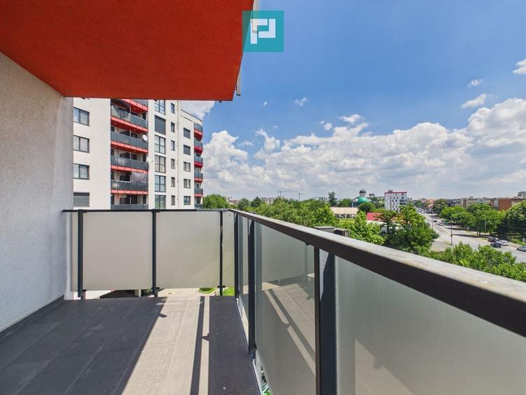 Apartament cu 4 camere în Banu Mărăcine