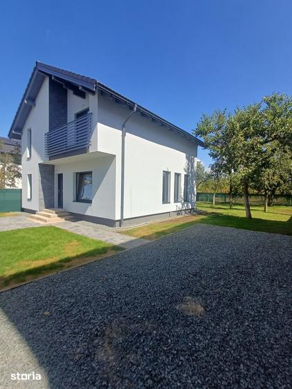 Casă cu 3 camere cu Teren 540 Mp în Central
