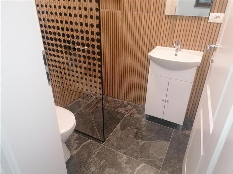 Duplex cu 4 camere cu Teren 400 Mp în Exterior Sud