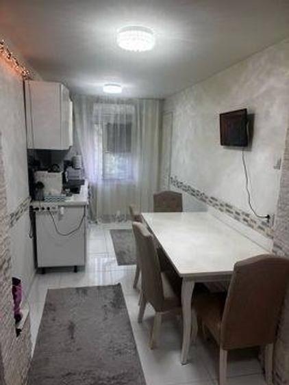 Apartament cu 3 camere decomandate, confort I, finisat modern, mobilat si utilat, cu 2 bai - 5