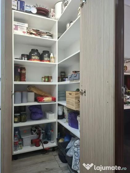 Apartament cu 3 camere semidecomandat în Ultracentral