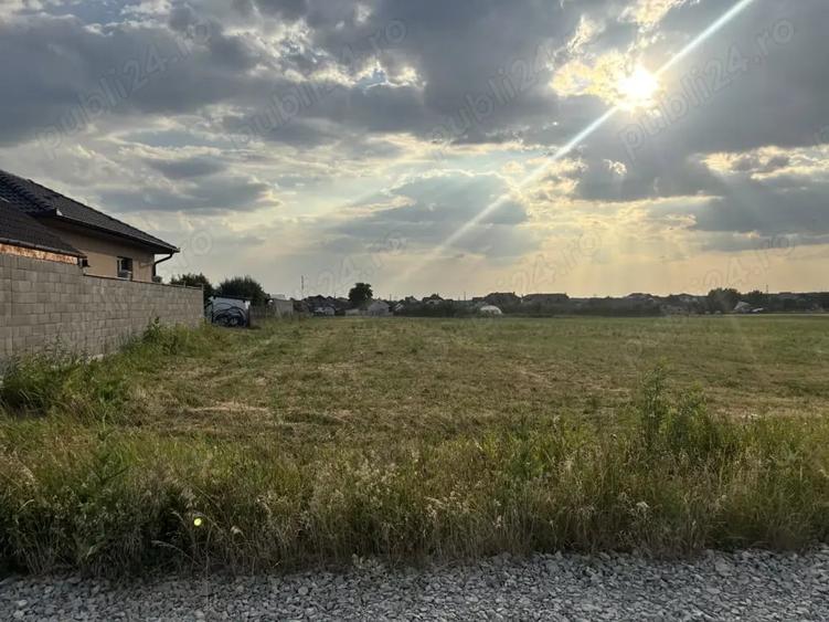 Teren de 1570 mp, în Cihei