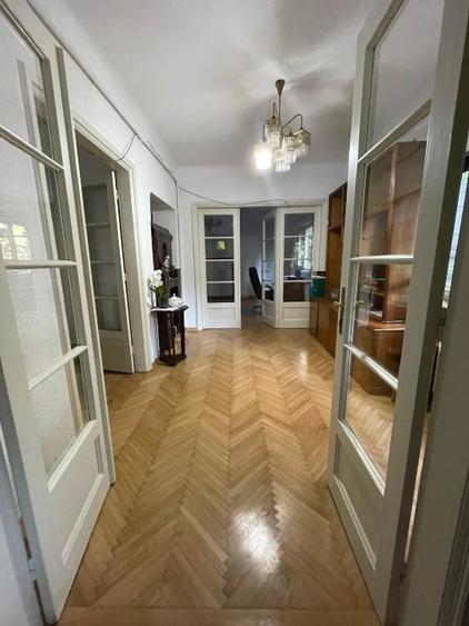 Apartament cu 5 camere decomandat, mobilat în Dorobanți