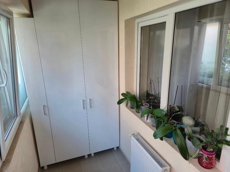 Apartament cu 2 camere decomandat, mobilat în Central