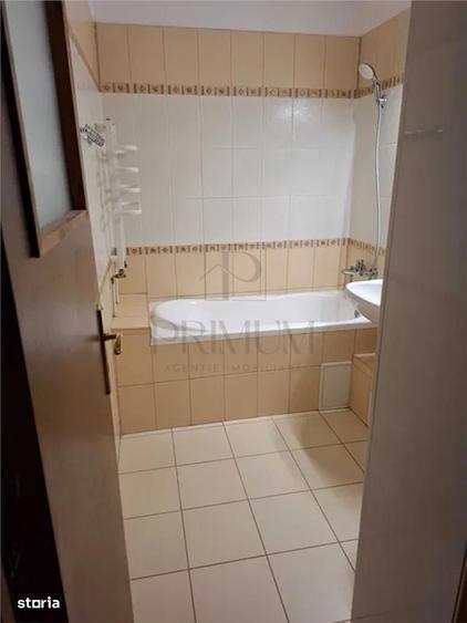 Apartament cu 3 camere decomandat, mobilat în Soarelui