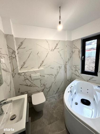 Apartament cu 3 camere în Păcurari