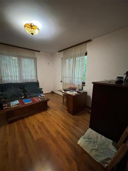 Casă cu 6 camere cu Canalizare în Colentina