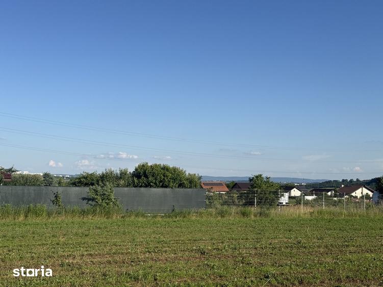 Teren de 280 mp, în Rediu