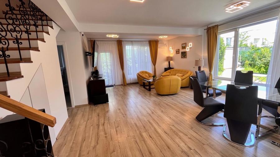 Casă cu 4 camere în Central