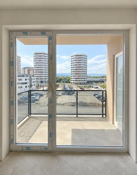 Apartament cu 2 camere semidecomandat în Florești