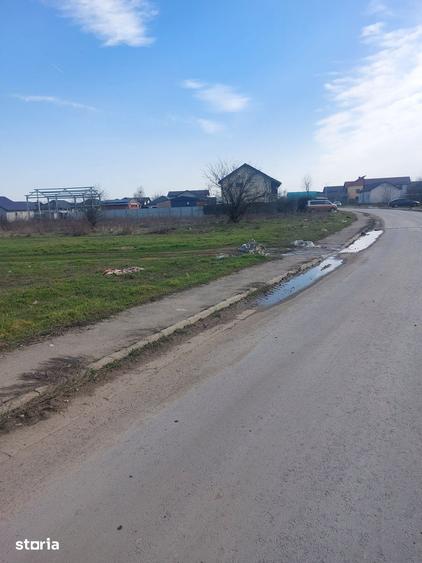 Teren de 3900 mp, în Cornetu
