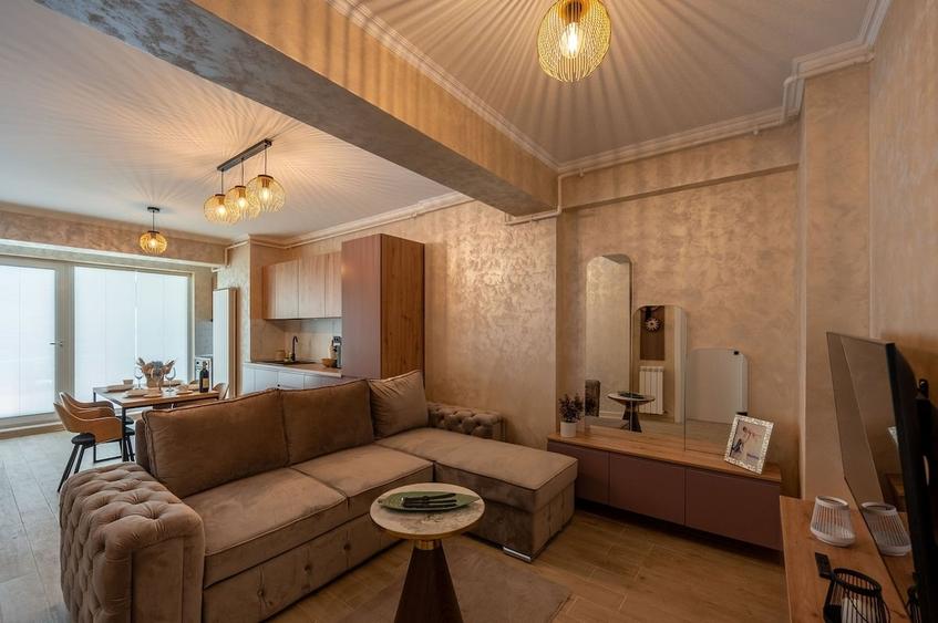Apartament cu 2 camere decomandat în Mamaia-Sat