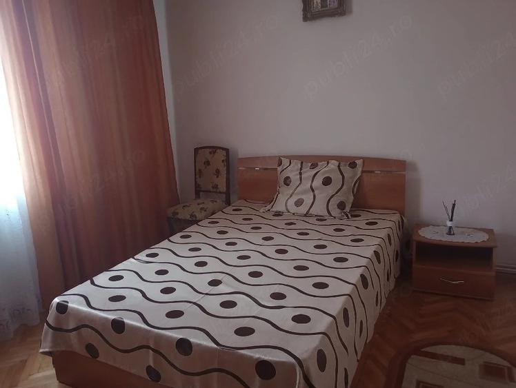 Apartament cu 2 camere semidecomandat în Calea București
