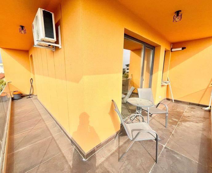 Proprietar Inchiriez apartament NOU, spatios, cu 2 camere, - 6