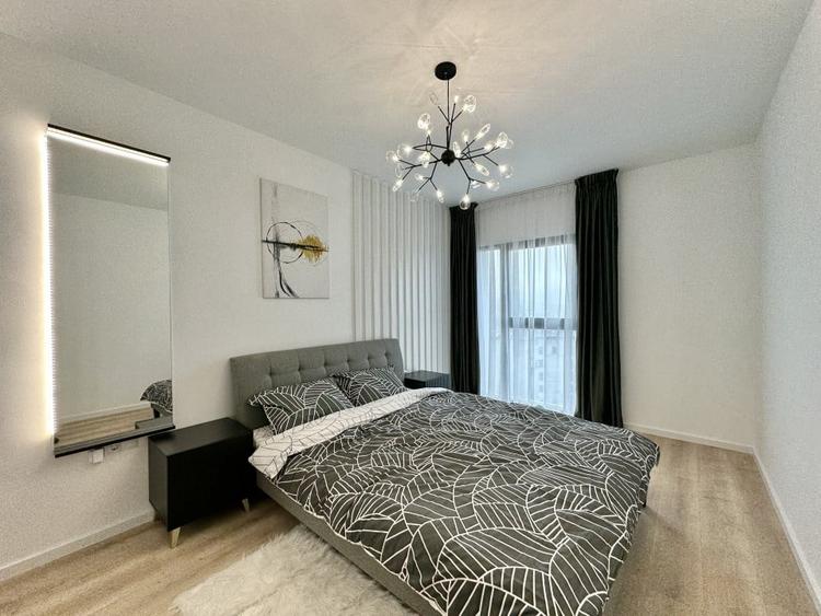 Apartament cu 3 camere semidecomandat, mobilat în Zorilor