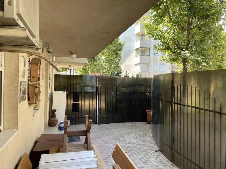 Garsonieră decomandată în Berceni