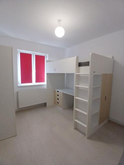 Apartament cu 2 camere semidecomandat în Drumul Carului
