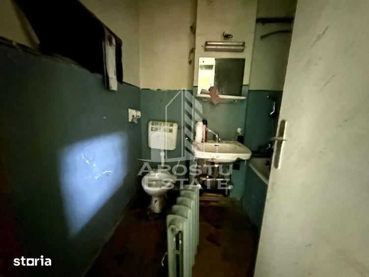 Apartament cu 2 camere decomandat în Dâmbovița