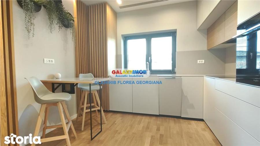 Casă cu 6 camere cu Teren 250 Mp în Nord
