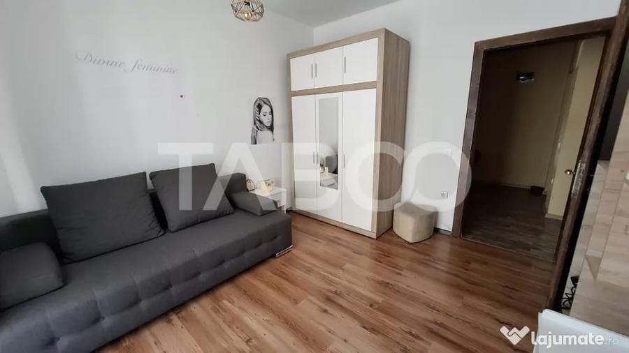 Apartament cu 3 camere decomandat în Turnișor