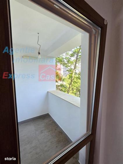Apartament cu 2 camere decomandat în Gară