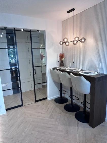 Apartament cu 2 camere decomandat, mobilat în Decebal