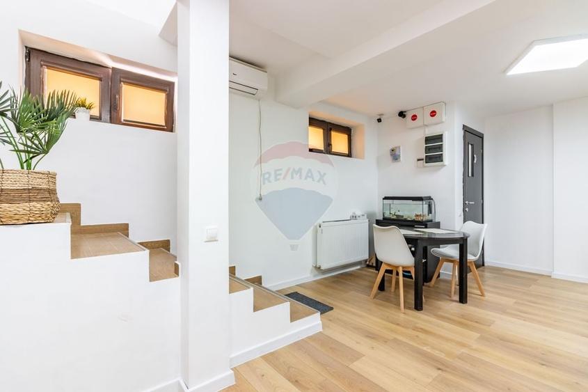 Apartament cu 4 camere decomandat, mobilat în Muncii