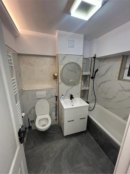 Apartament cu 2 camere decomandat în Ultracentral