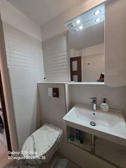 Apartament cu 2 camere decomandat, mobilat în Băneasa